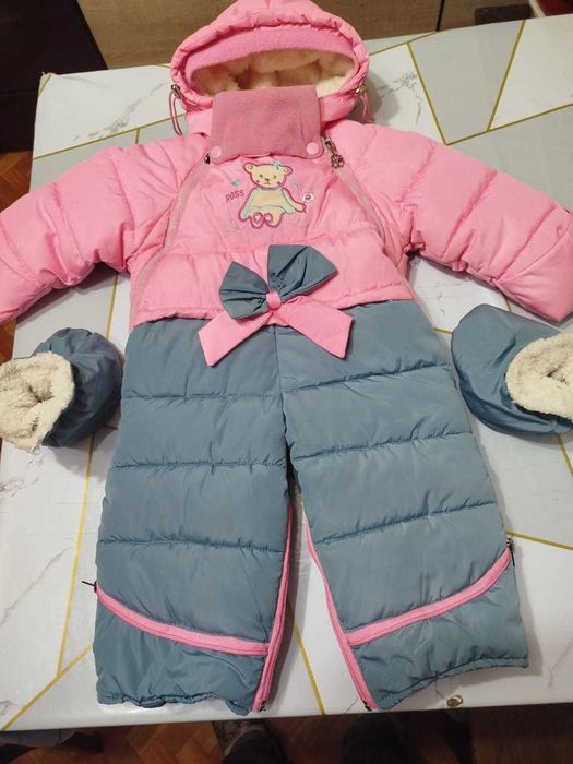 Продам дешево зимние комбинезоны-трансформеры