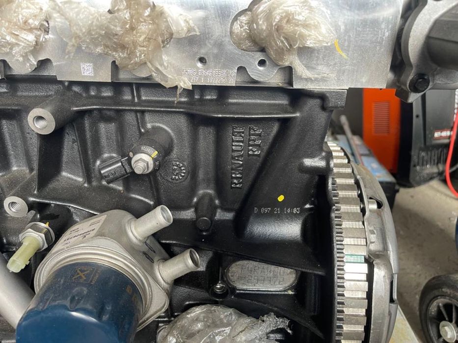 Двигатель Рено Дастер 2л F4R 400/410