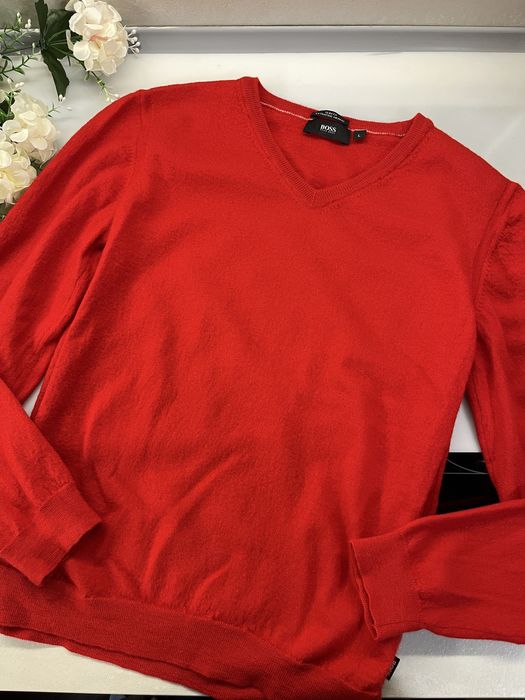 Hugo Boss пуловер за момче 140размер-10год