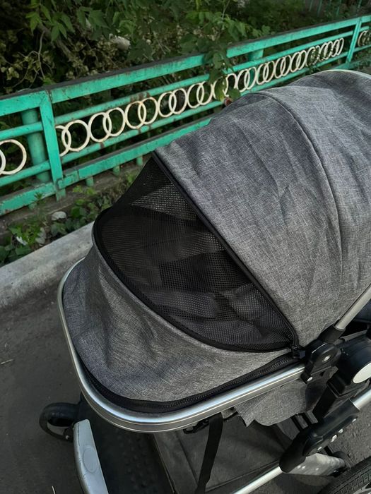 Продам детскую коляску