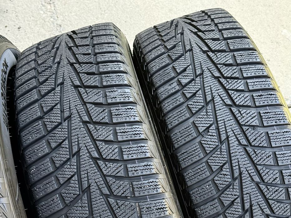 225|60 R17. Kumho I*Cept X.