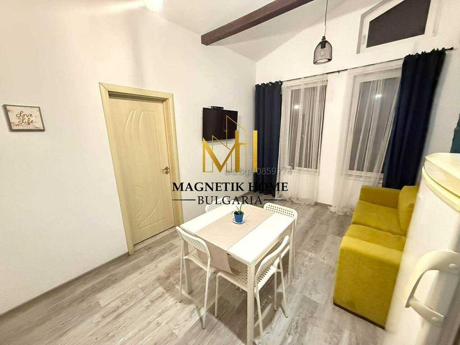 Чудесен двустаен апартамент с частен двор в ж.к. Сарафово