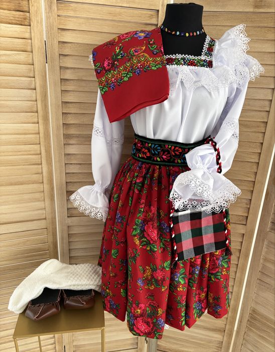 Costum traditional de Maramures pentru femei set complet
