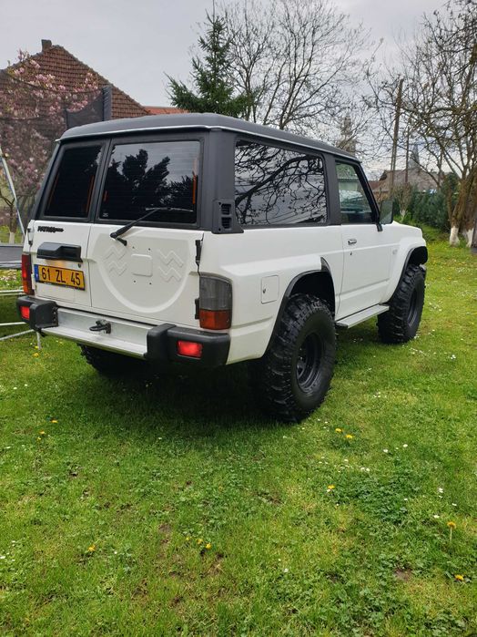 Geamuri laterale Nissan Patrol y60