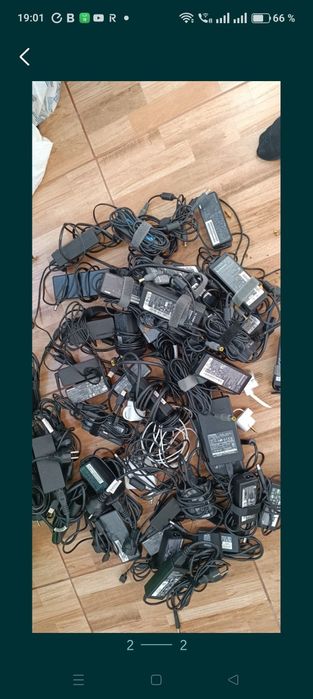 Încărcătoare laptop mai multe marci