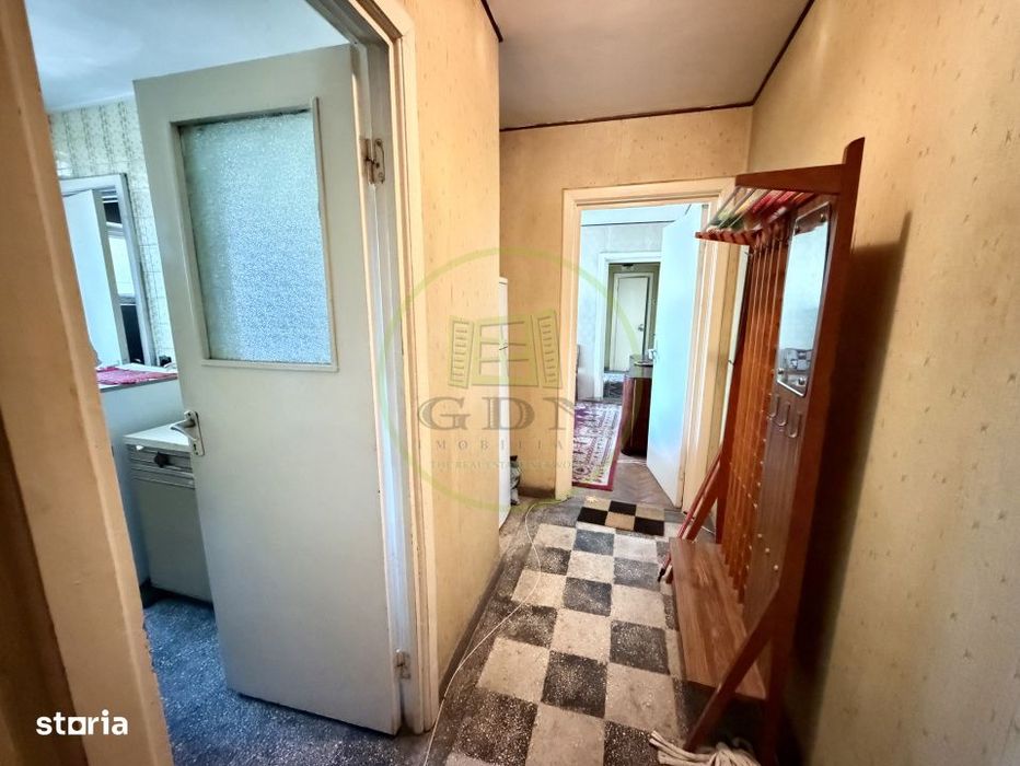 Apartament 3 camere, 81.1 mp, Centru, zona Ramada