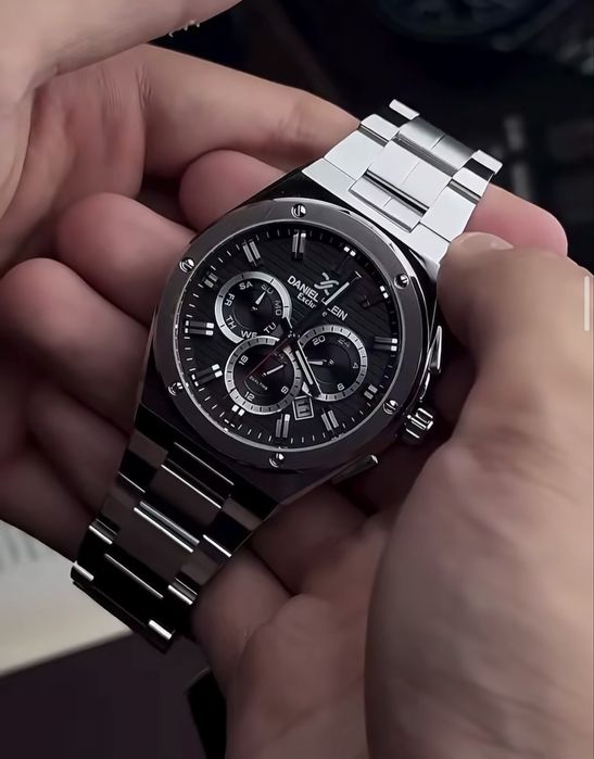 Часы Daniel Klein