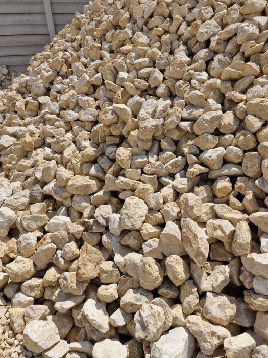 Piatra decorativa pentru gradina