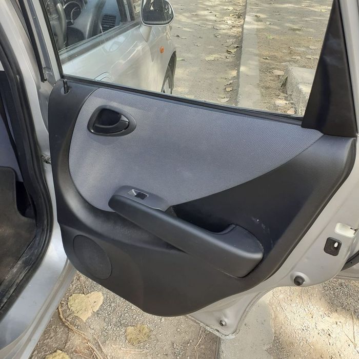 Dezmembrari  Honda JAZZ 2 (GD)  2002  > 2008 1.3 Benzina