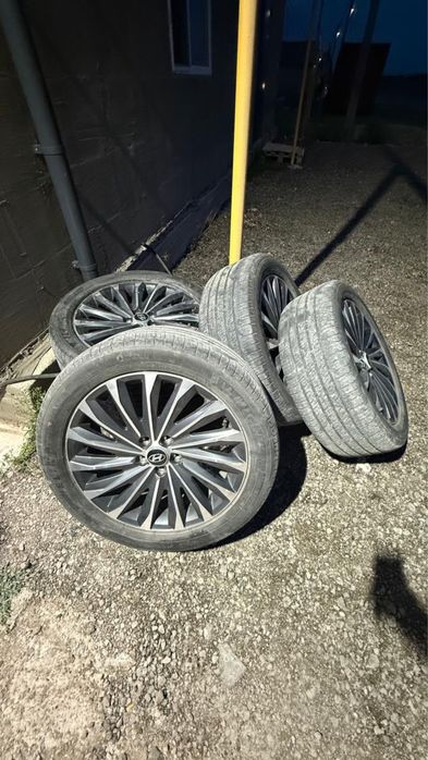 Продам Диски ОтPALISADE (ОРИГИНАЛ) с Летними Шинами MICHELINE