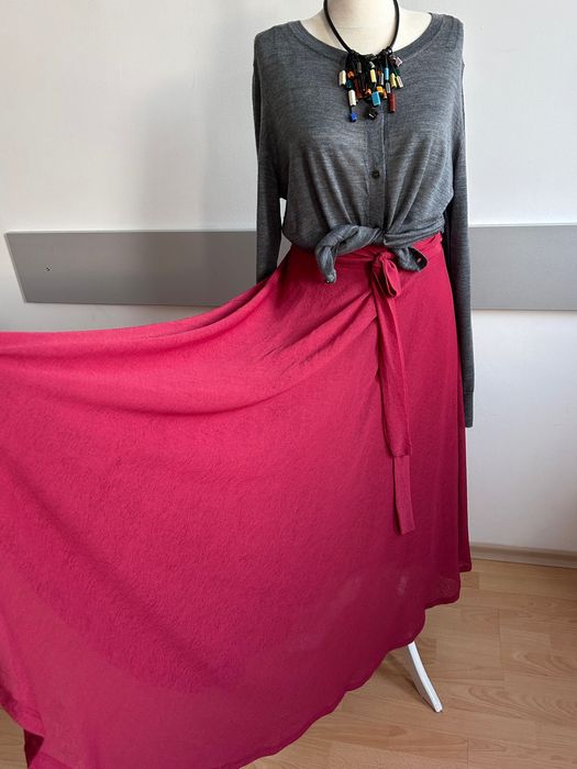 Разкошна широкопола дълга пола в хубав цвят Esprit