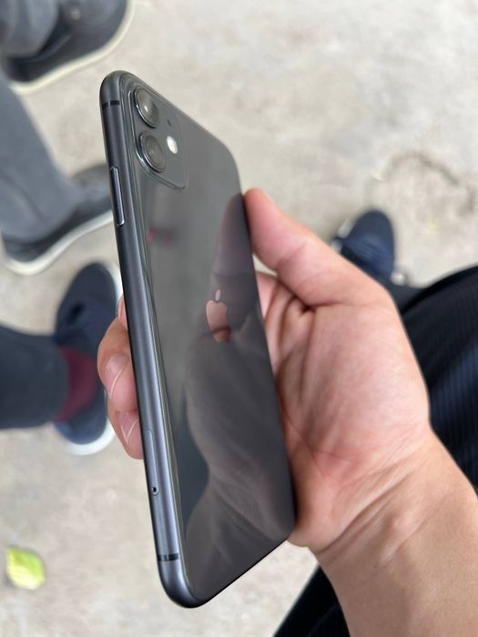 продаётся iPhone 11 sotiladi