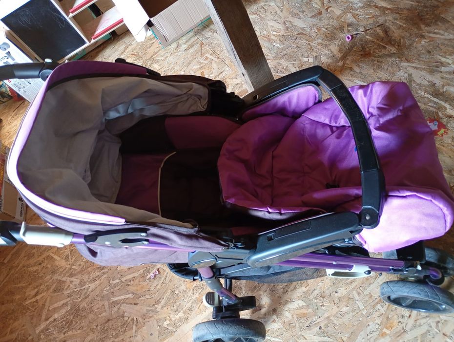 Căruț bebe pt fetite