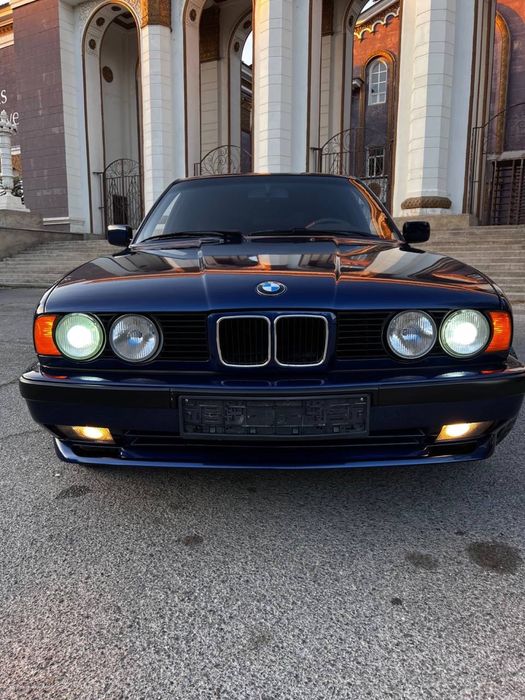 Противотуманки на Bmw e34
