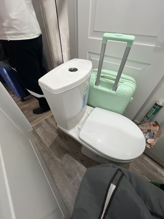 Унитаз в хорошем состоянии