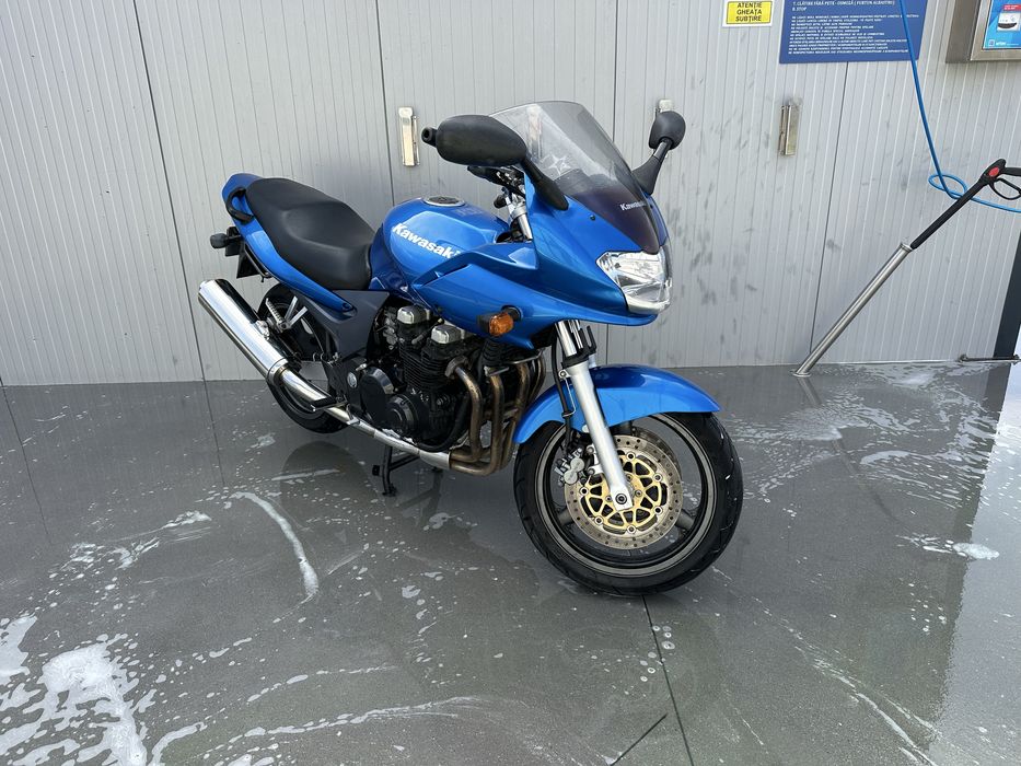 Kawasaki zr 7s 750cm categoria A