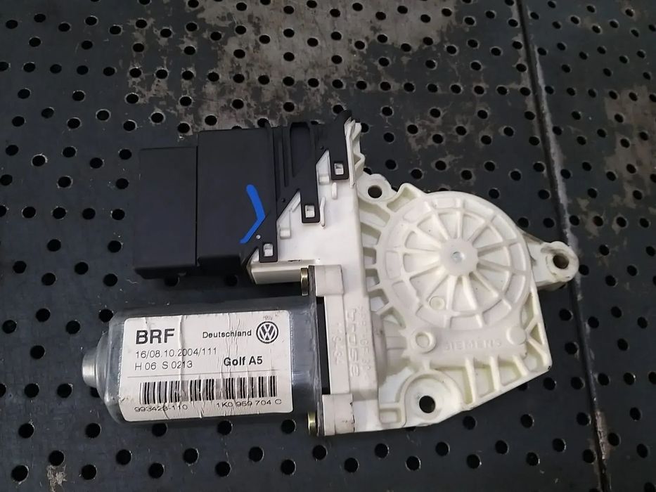 Motoras macara dreapta spate vw golf 5 1k 993423110 1k0959704c 997755101 7746005901