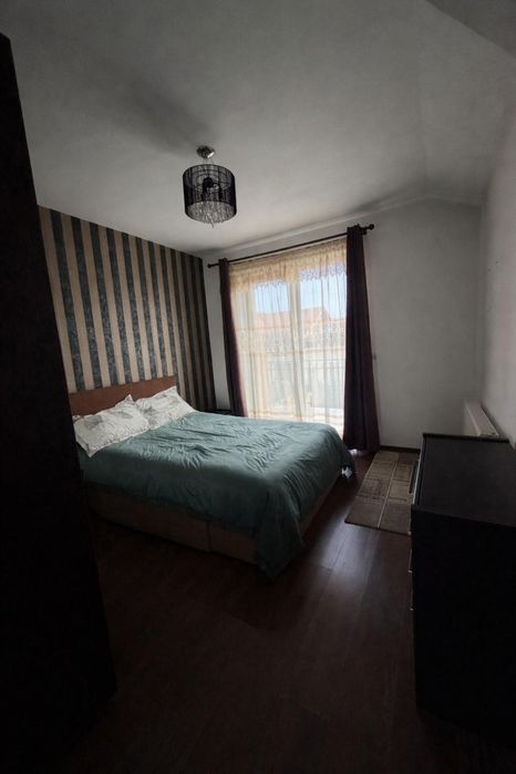 Casa tip duplex de vanzare