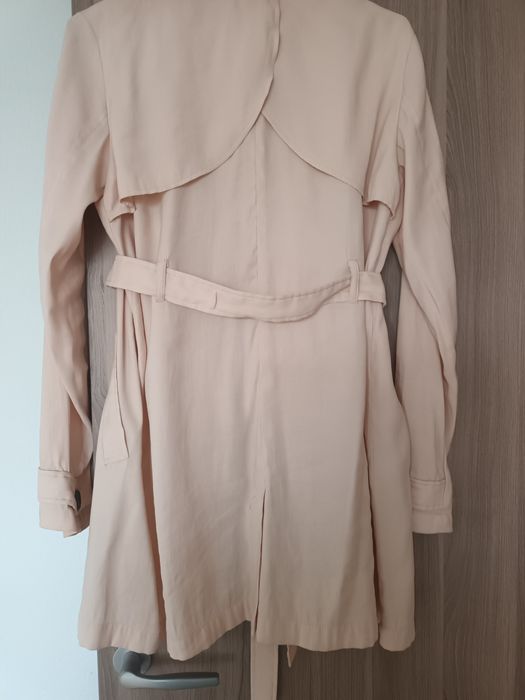 Pardesiu fetițe, H&M,12-14 ANI,50 ron