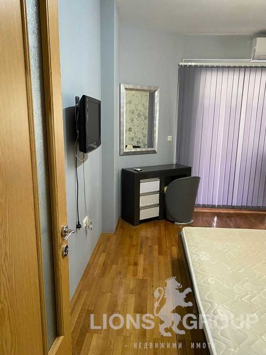 Дава се под наем Двустаен апартамент в Варна, Базар Левски - 80 кв.м за 586.5 € - Снимка #5