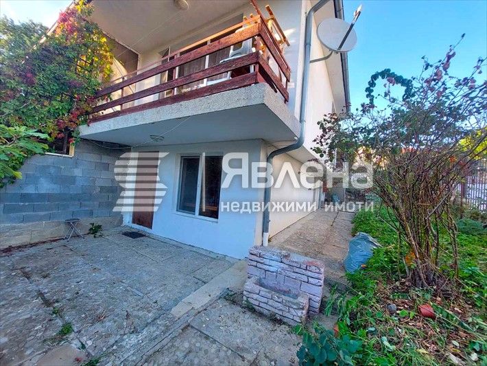 Дава се под наем Къща в к.к. Слънчев бряг - 94 кв.м за 550 € - Снимка #1