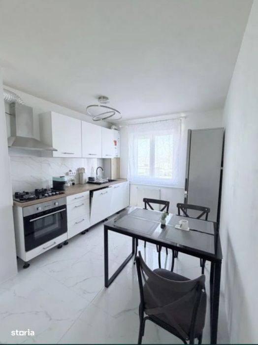 Apartament 3 camere, decomandat, 67mp, Manastur — fotografia 1