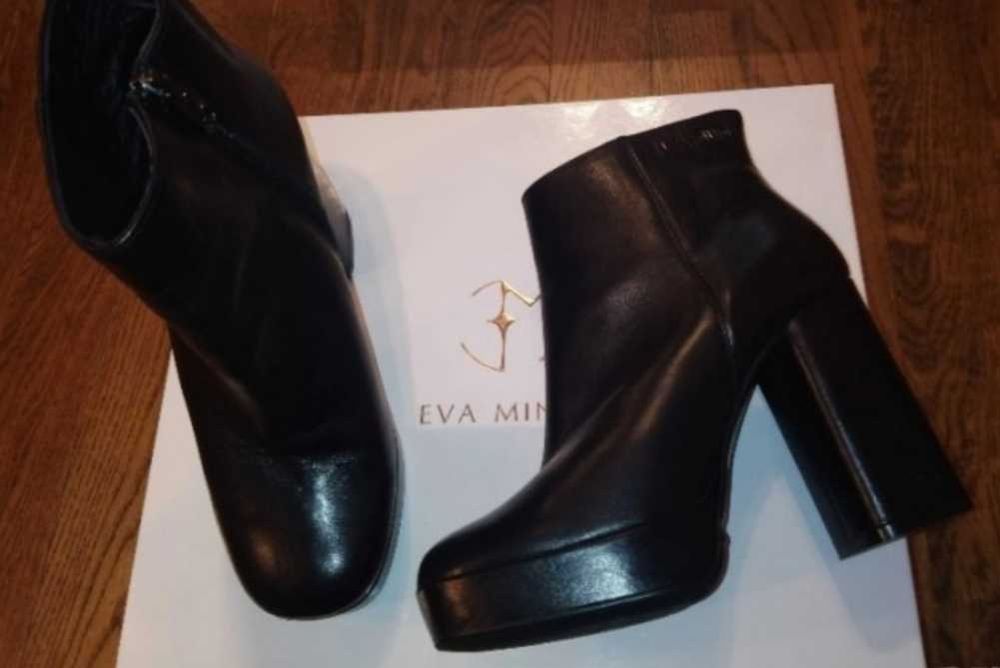 Дамски боти Eva Minge