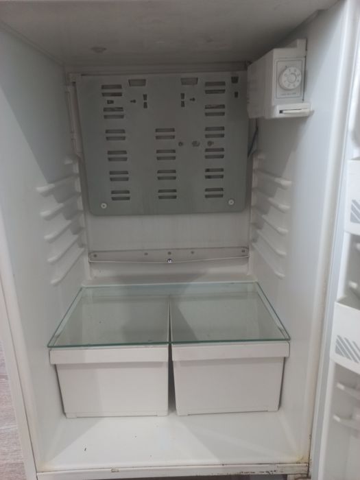 Холодильник "Хлодон".