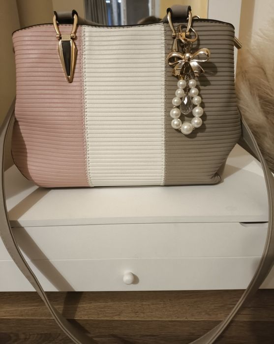 Дамска чанта три цвята