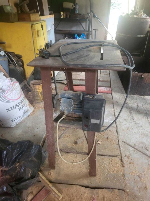 Настолен цирколяр