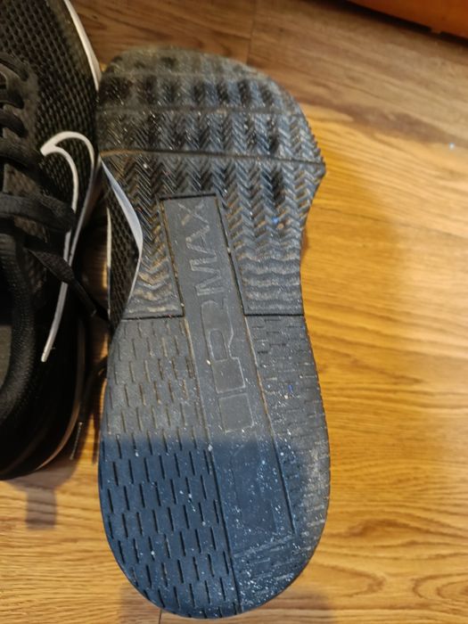 Оригинални маратонки найк айрмакс