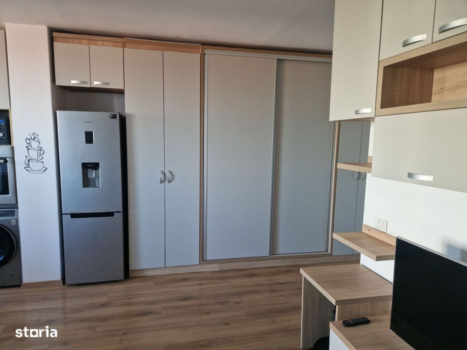 Vand ap. 2 camere + loc de parcare + boxa la ISHO