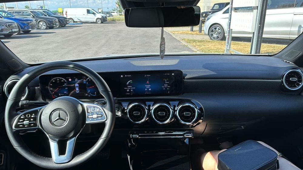 Mercedes-Benz CLA 180