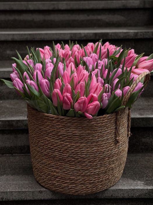 Тюльпаны пионы розы цветы букет