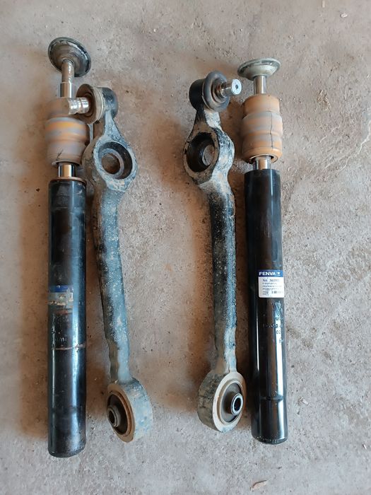 На Ауди 100с4 а6С4