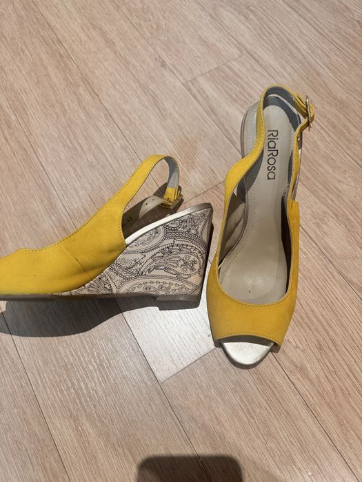 Туфли женские на лето