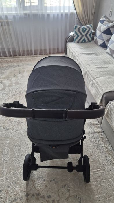 Каляска, почти новая