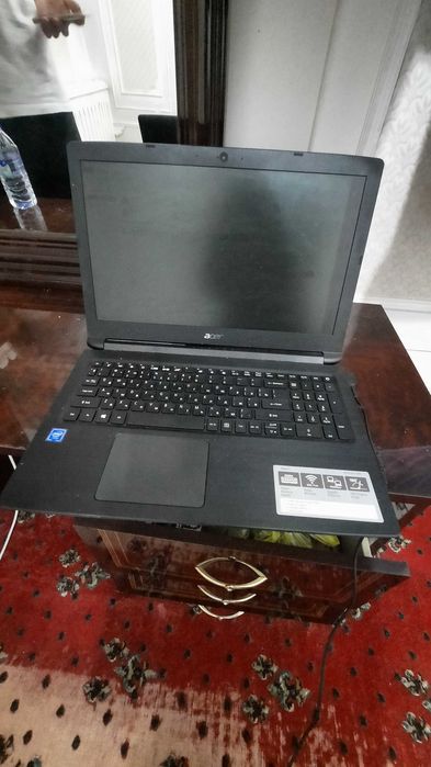 ACER noutbuk Celeron(R) CPU 3867U