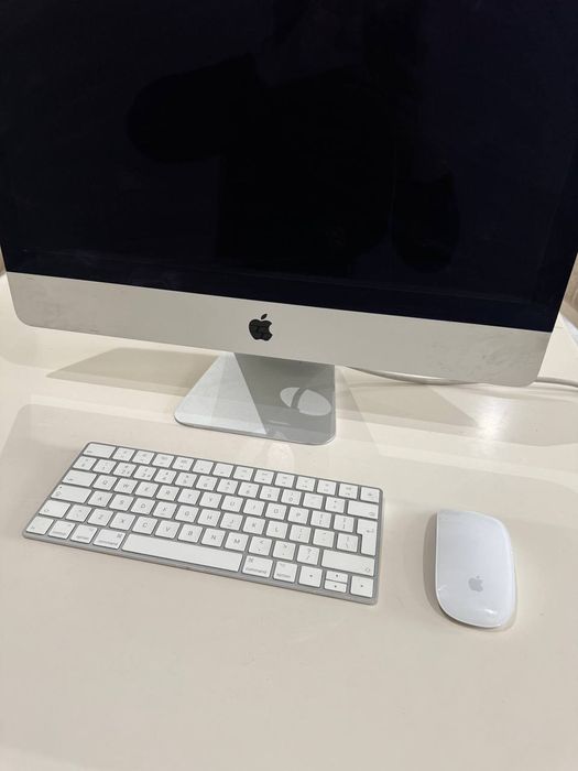 iMac 21.5 в отличном состоянии