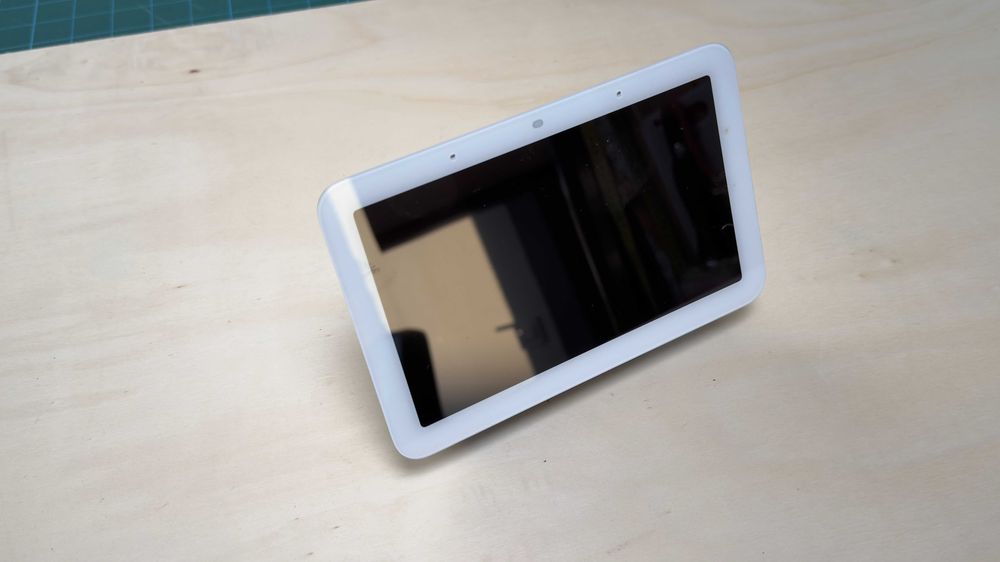 Google Nest Hub (Gen 2), display smart 7 inch cu alimentator