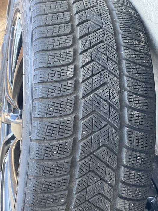 4 cauciucuri Pirelli Scorpion Winter+4 jante- a 5 a bonus