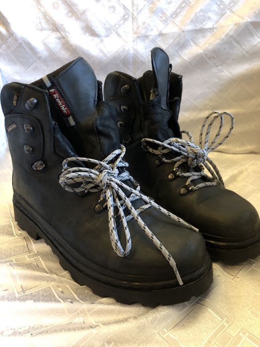 Bocanci de drumetie Raichle (achizitionata de Mammut)