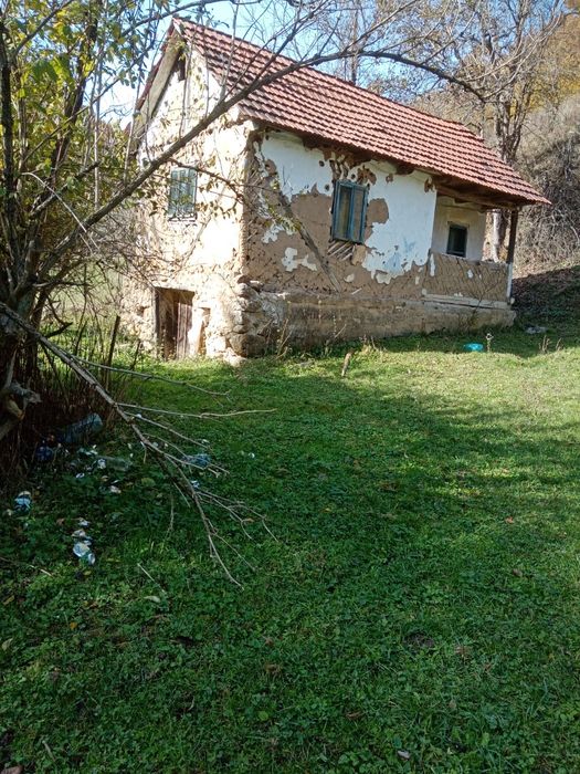 Casă cu teren în comuna Zam, sat Godinești