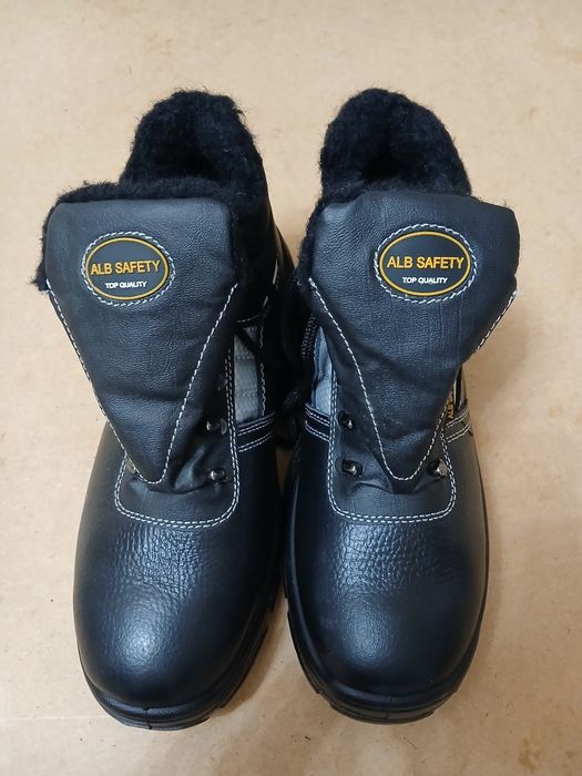 Зимний сапог, новый, кожа размер 40 и 43, калын