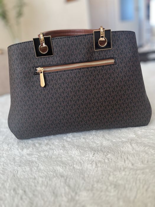 продам сумку Michael Kors