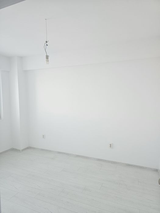 Vînd apartament Otopeni Bloc nou și parcare