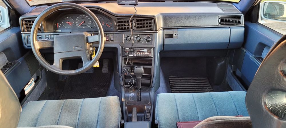 Vand VOLVO 760 GLE inmatriculat ca vehicul istoric