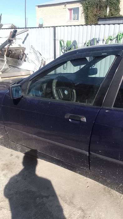 Разбор БМВ е36 по запчастям есть все