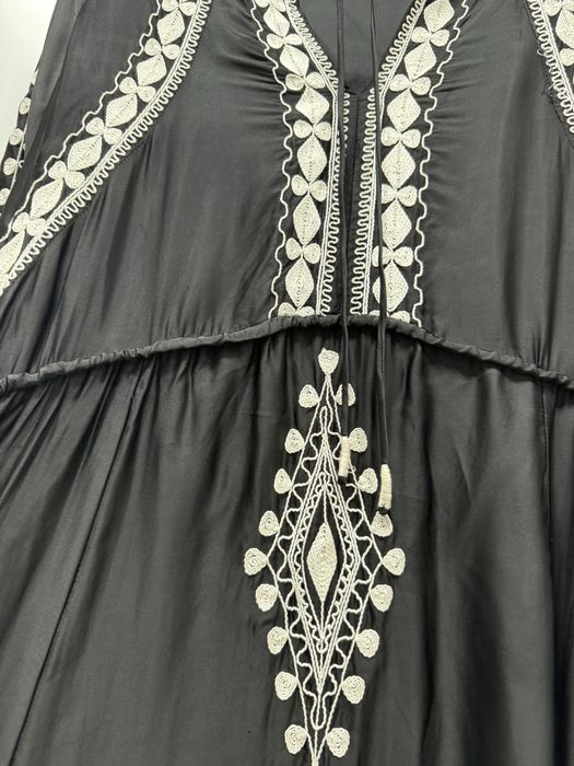 Платье зара повседневное