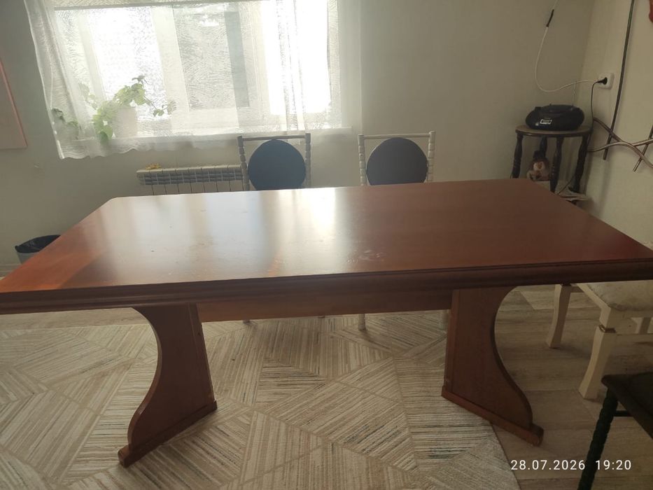 Продам кухонный стол
